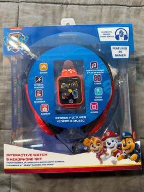 Nickelodeon Paw Patrol Interactive Smart Watch and Headphone Set (PAW40090WM)